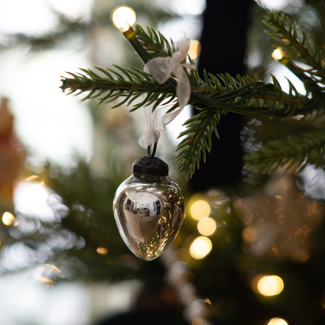 Iced Ornaments - Set of 4