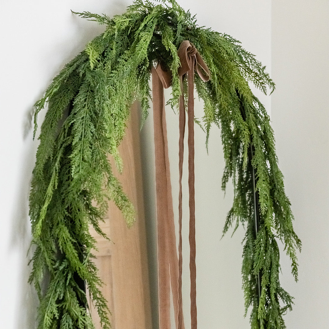 6' Deluxe Faux Cedar Garland
