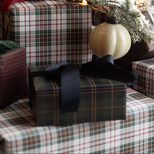 Reversible Christmas Wrapping Paper