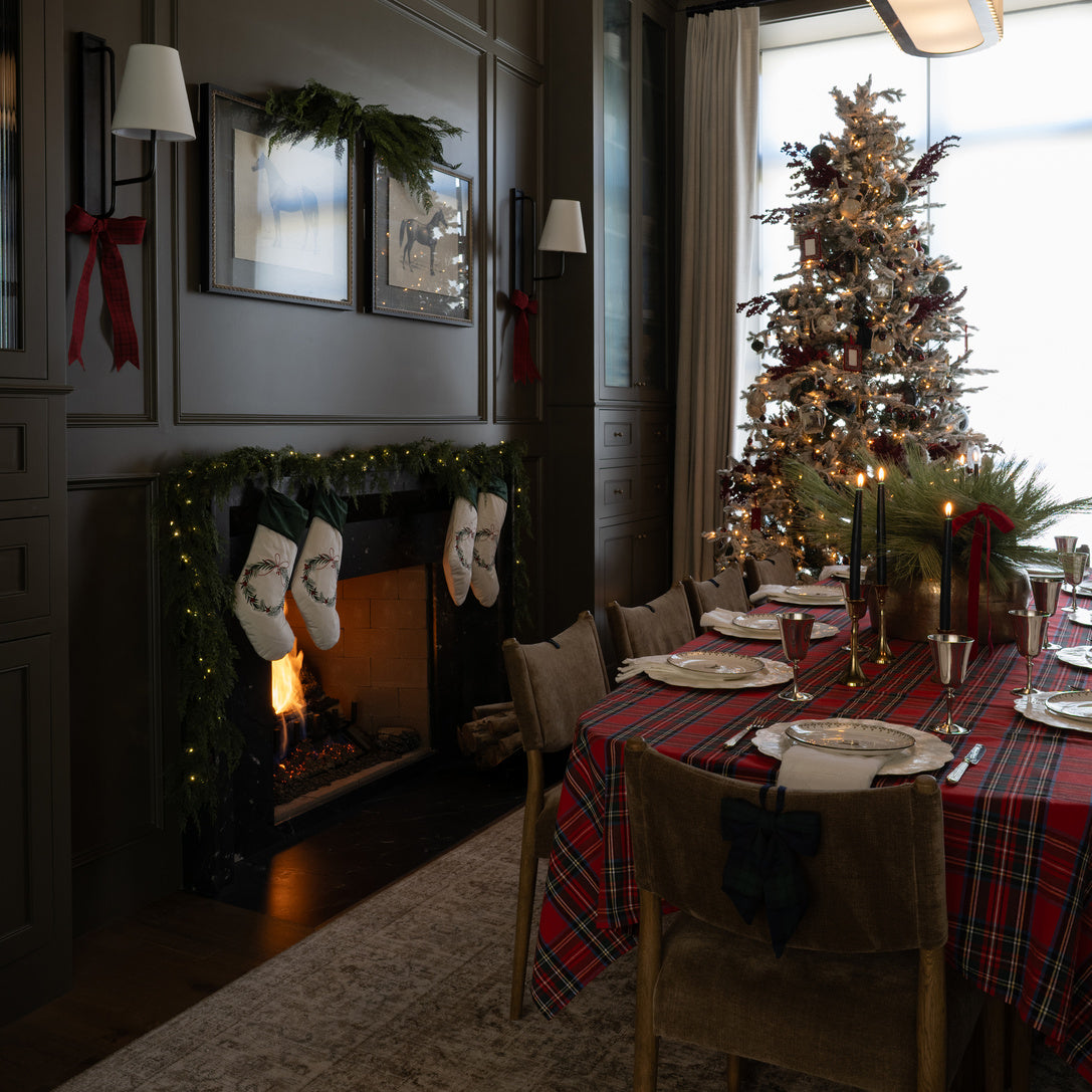 Cedar Garland With Lights