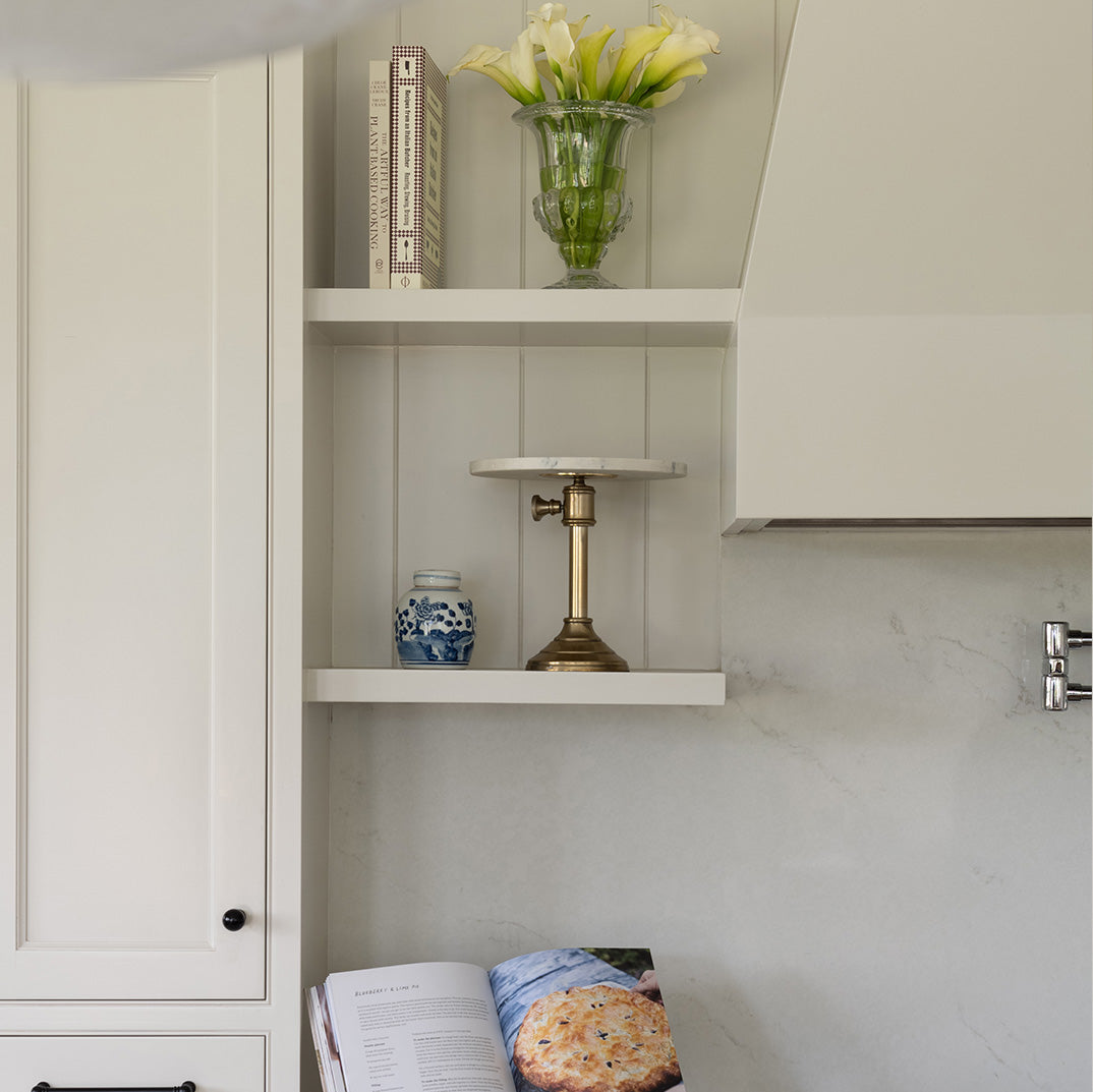 Emery Pedestal Vase