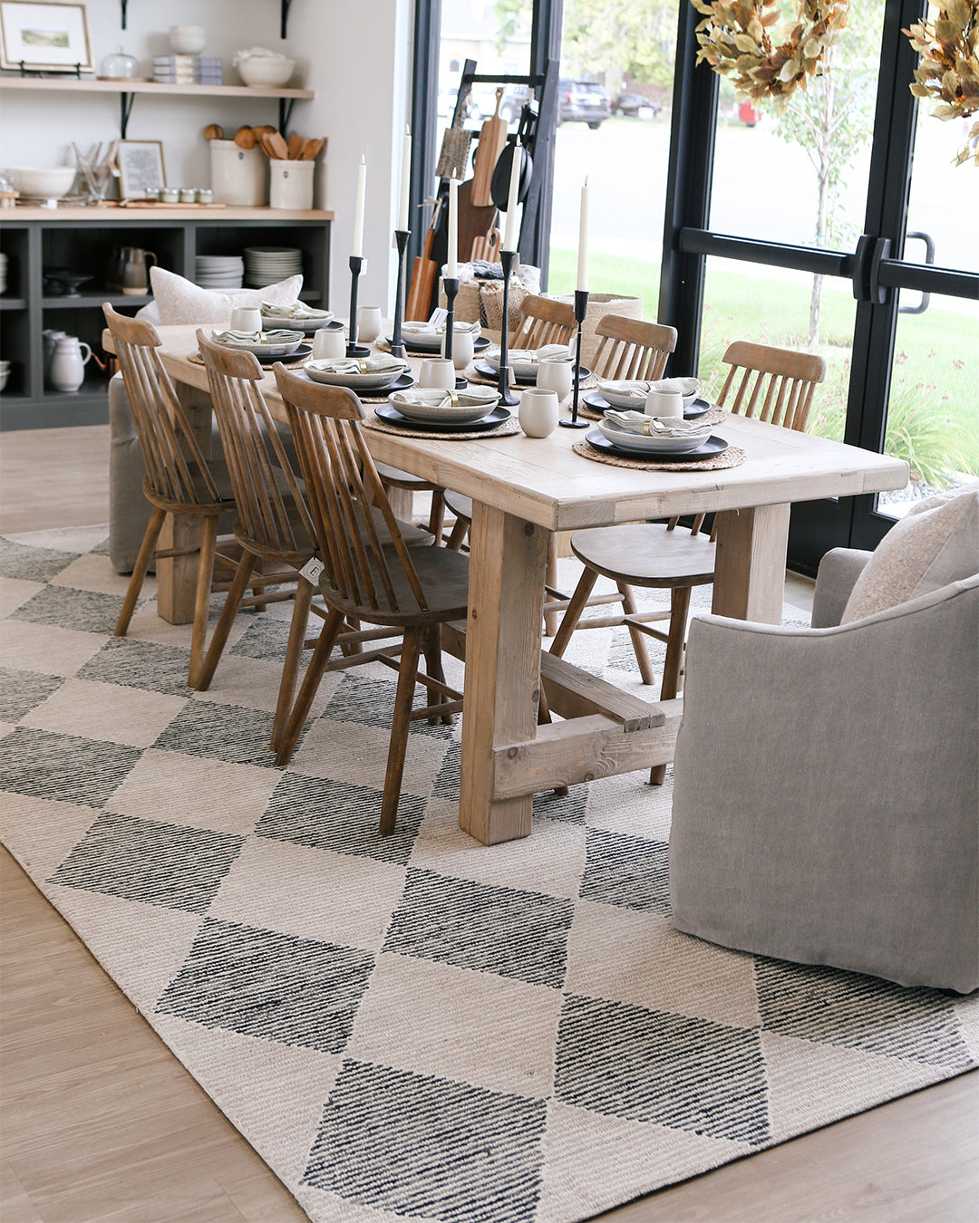 Francis Rug - Chris Loves Julia - Beige / Charcoal