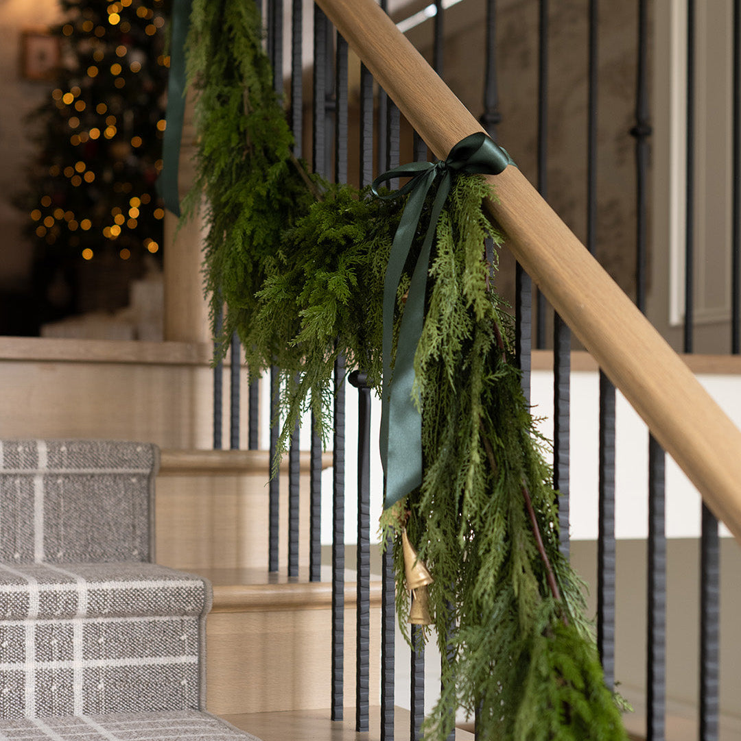 6' Deluxe Faux Cedar Garland