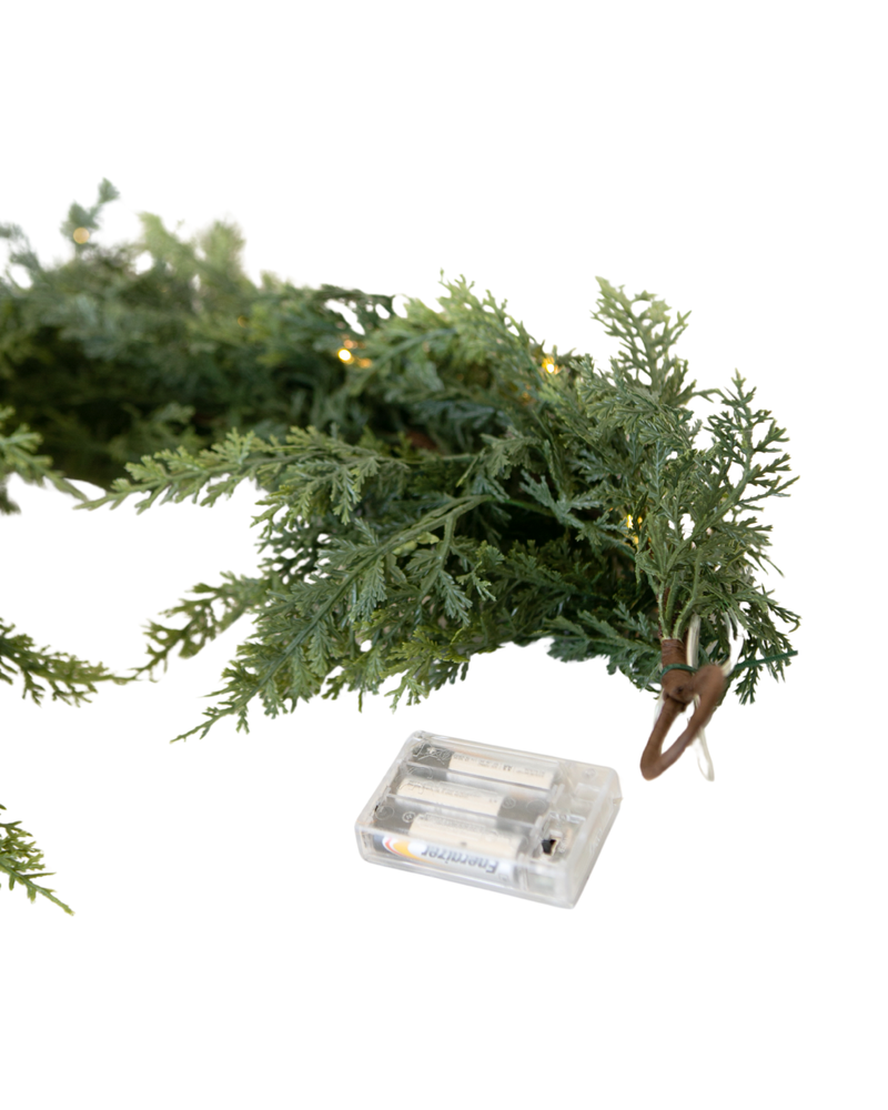 Cedar Garland With Lights