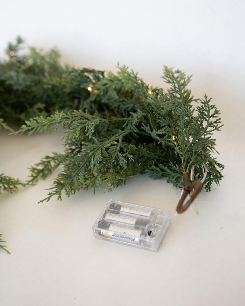 Cedar Garland With Lights