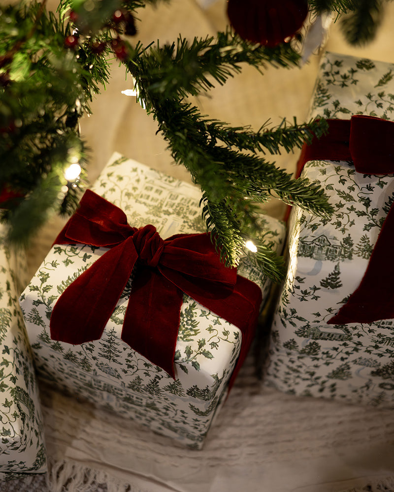 Winter's Day Wrapping Sheets
