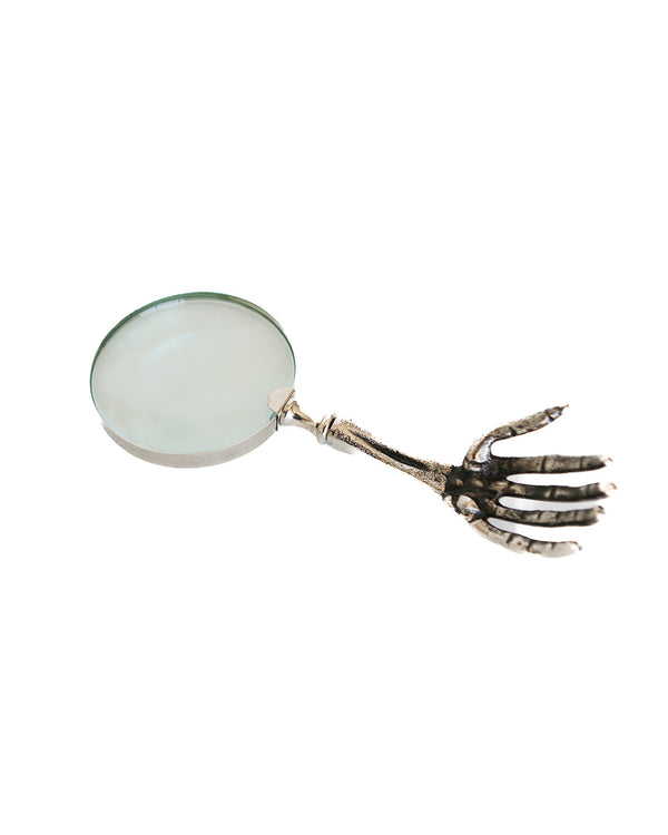 Phantom Magnifying Glass