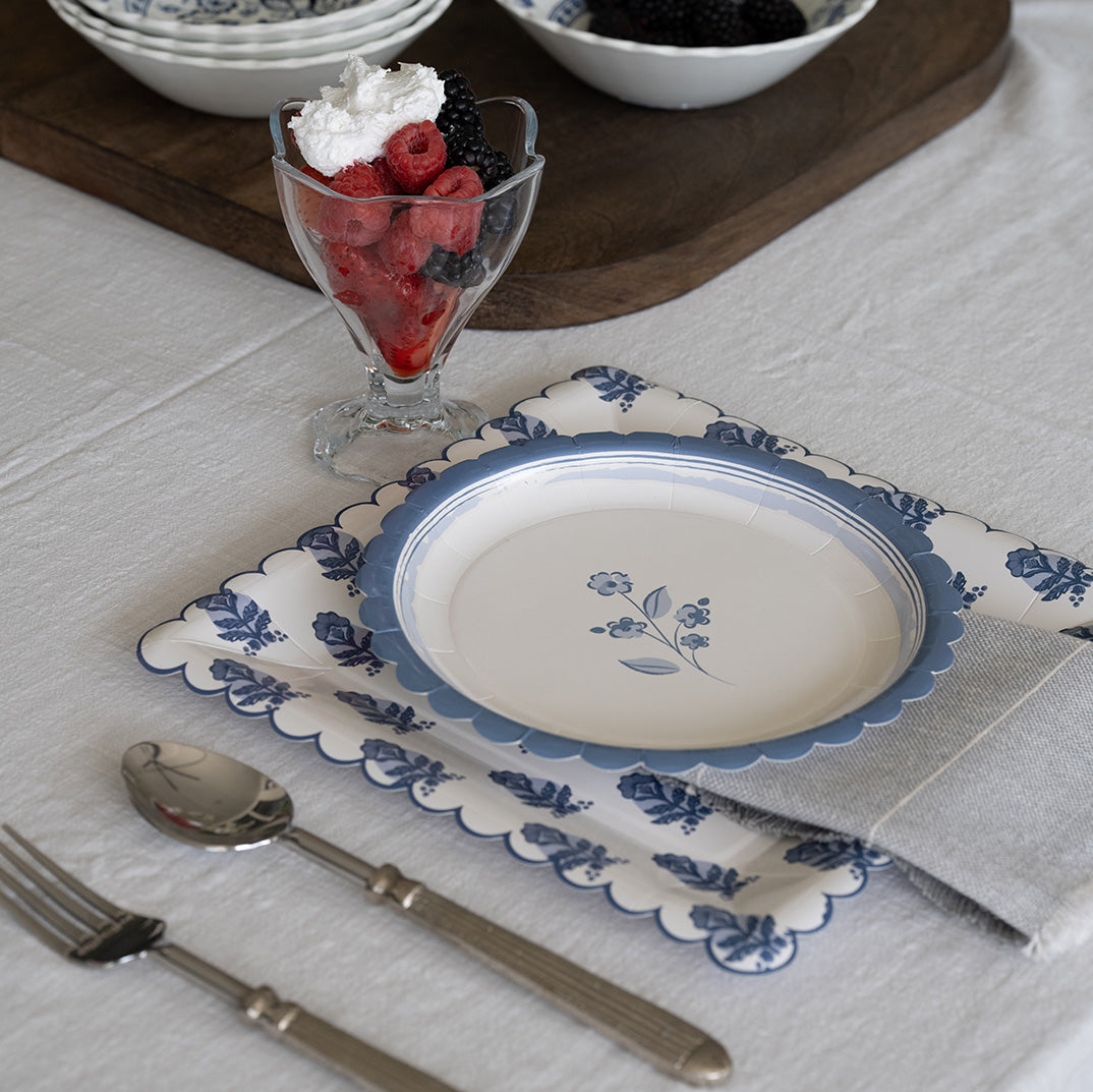 Vintage Scalloped Paper Plate - Set of 8
