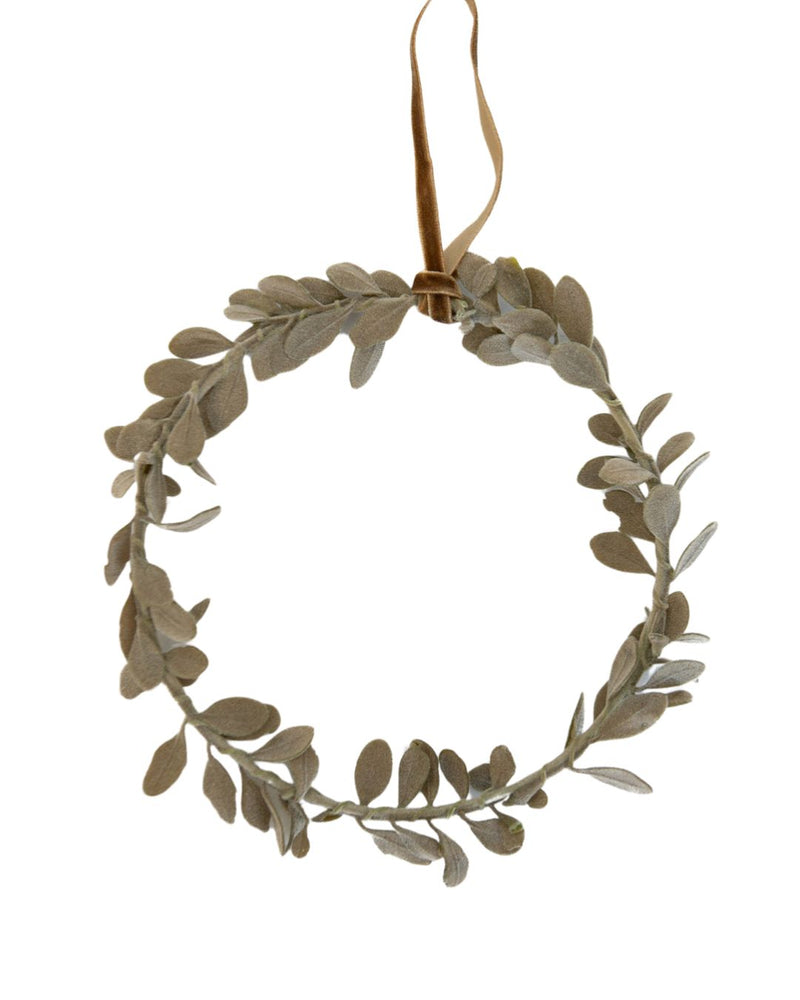 Plastic Velvet Mistletoe Wreath Ornament