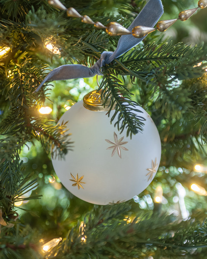 White & Gold Milky Glass Star Ornament